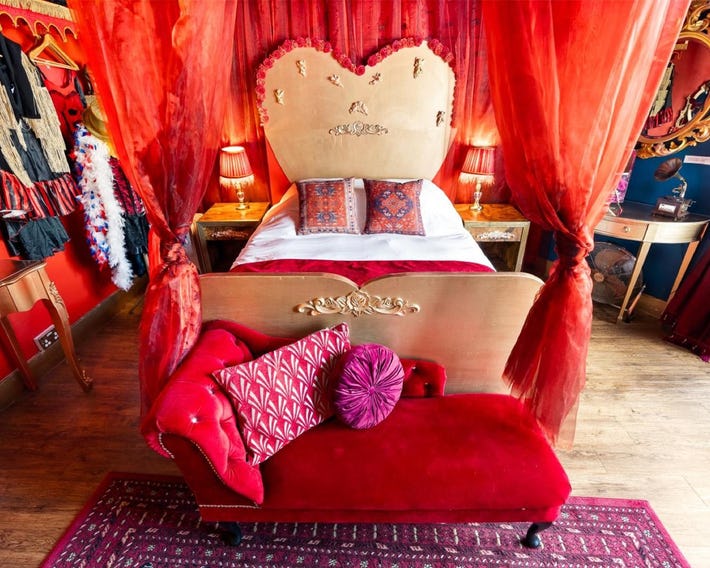 Hotel Pelirocco