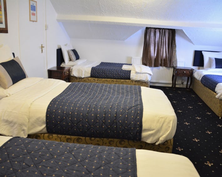 Crown Lodge Guest House