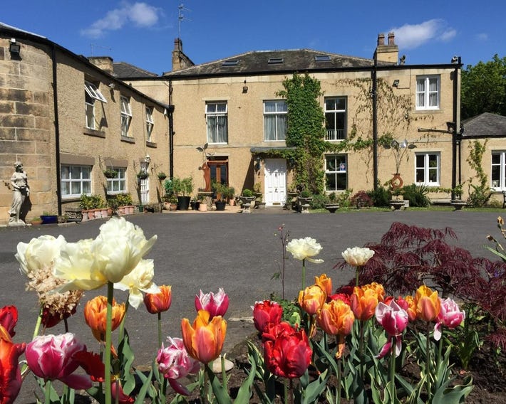 Hedgefield House