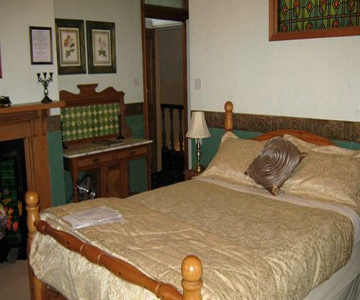 Elm Crest Guest House