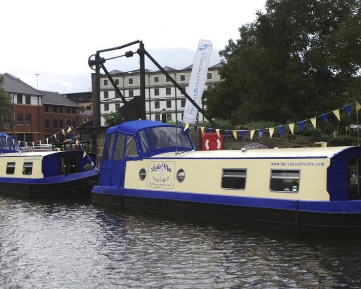 Houseboat Hotels - Hotel Boat