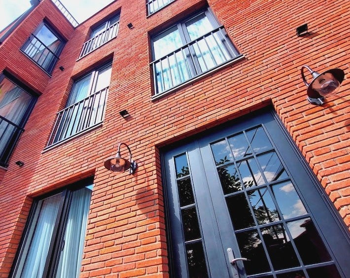 Falcon Boutique Hotel