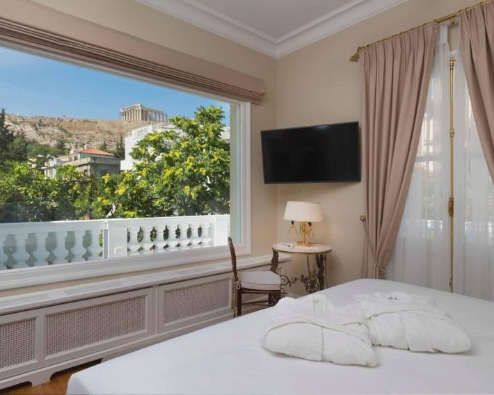 Noble Suites