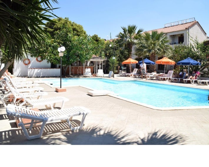 Miranta Hotel - Apartments & Studios