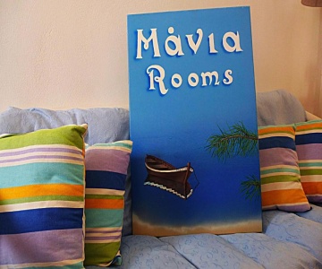Mania Rooms And Studios