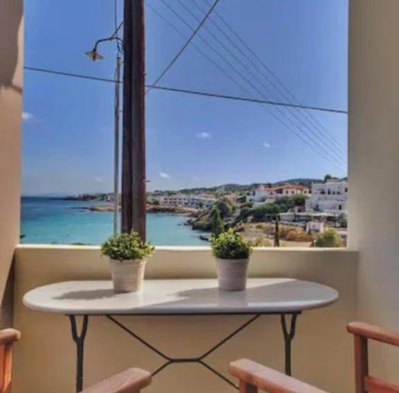 Oinoni's Home - XANTHIPI studio