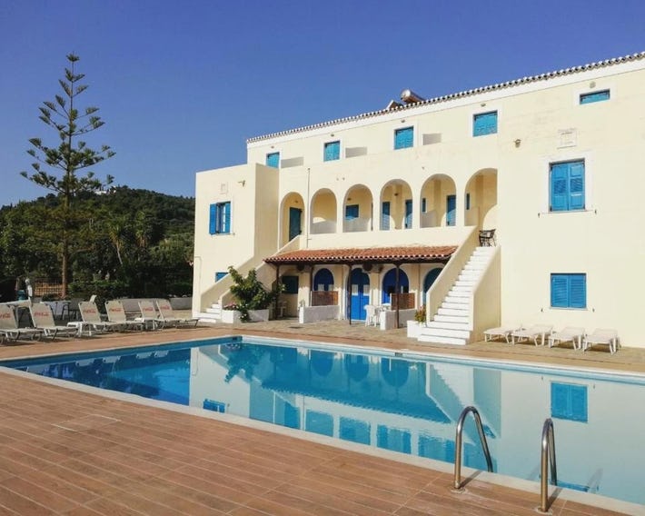 Lianos Hotel Apartments