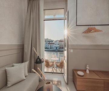 Luxury Suites by Lato