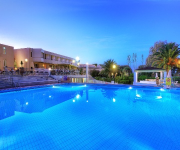 Santa Marina Resort & Spa