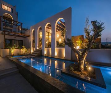 Vaya Suites