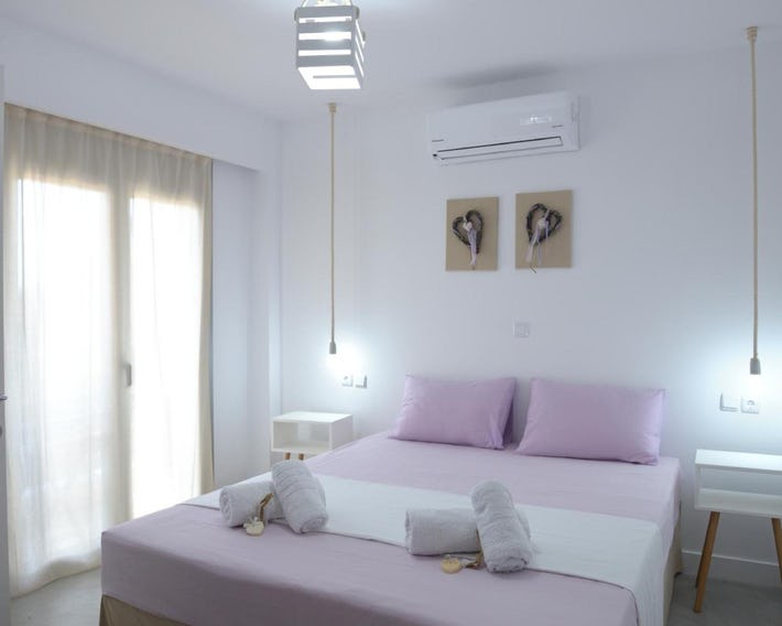 Axos Apartments