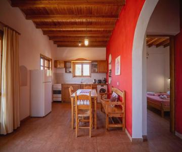 BABIS & POPI APARTMENTS