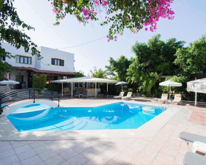 Rena Apartments