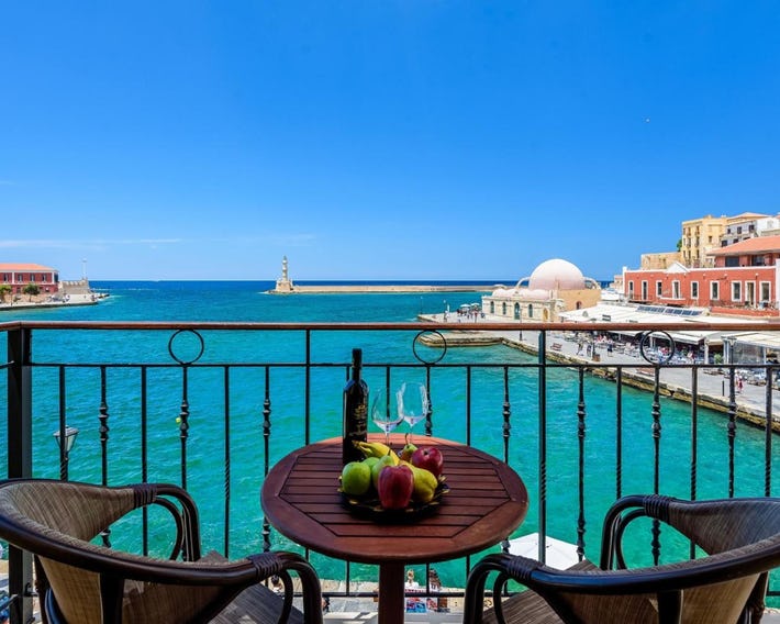 Belmondo Hotel & Suites