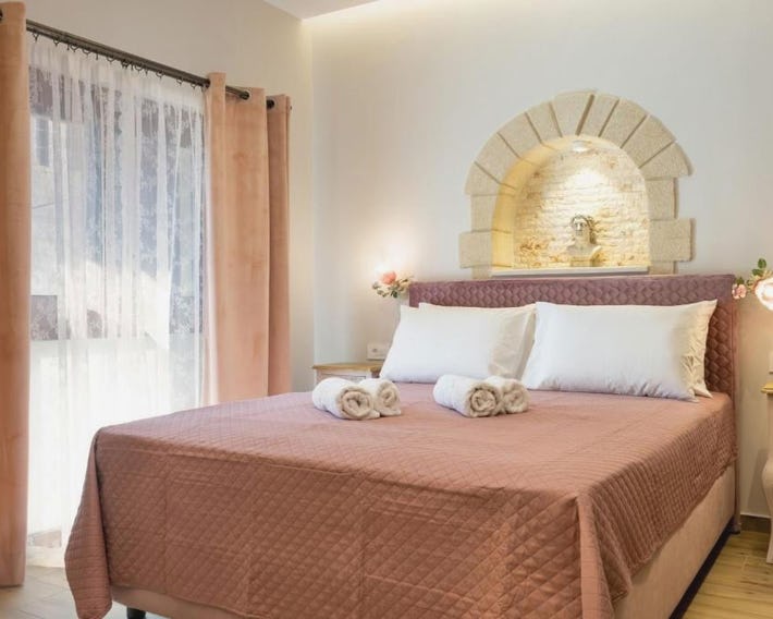 The Owl House near Chania City Centre