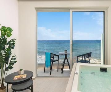 Elia Sea Suites
