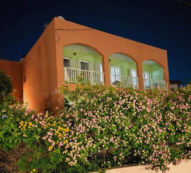 Livadi Apartments
