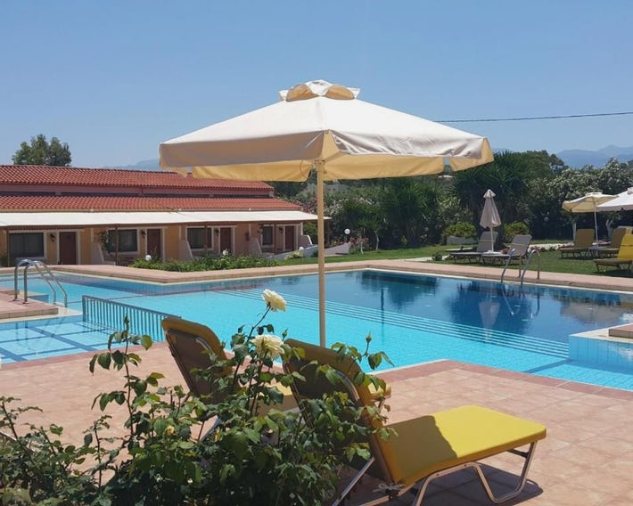 Androulakis Apartments