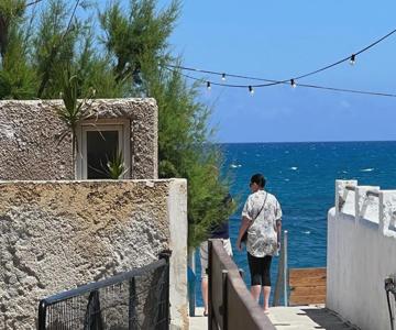 Artemis Rooms - Beach at Your Doorstep