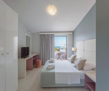 Sunrise Village Hotel