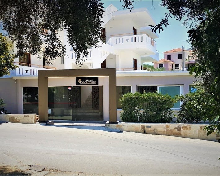 Varouxakis Hotel