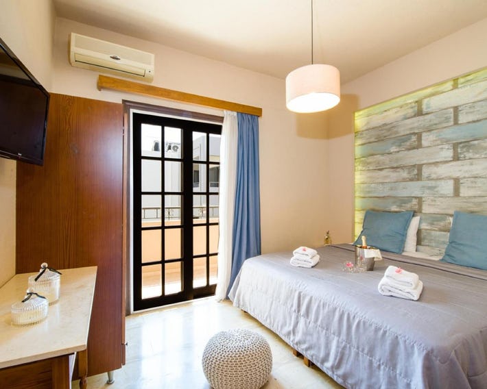 Evangelos Apartments