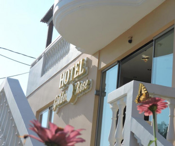 Golden Rose Suites