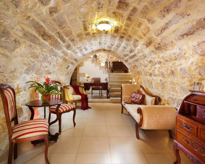 Archontiko Old Town Suites