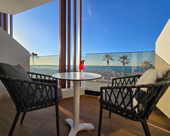 Theo Beach Hotel Apartments