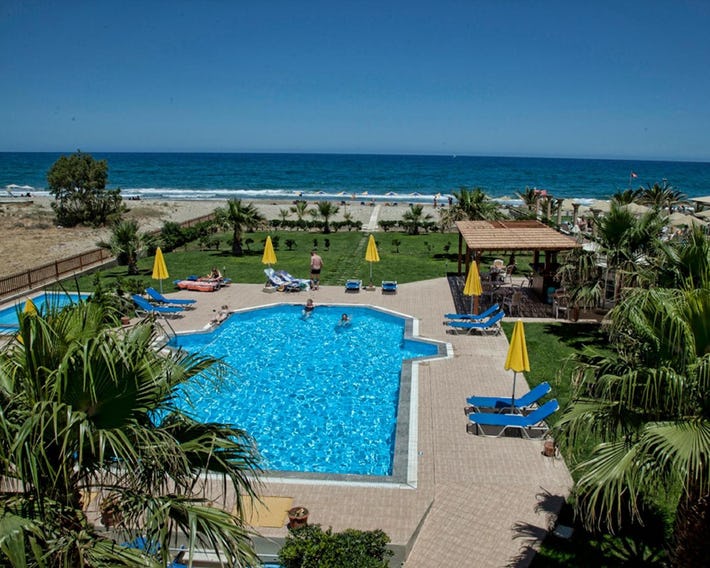 Ilian Beach Studio Apartments