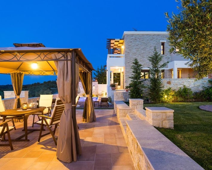 Roupes Villas