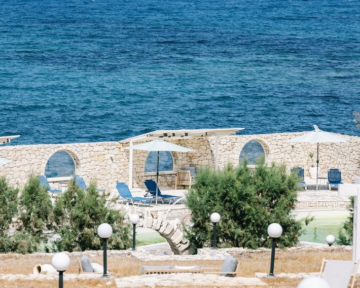 Lassion Beach Hotel