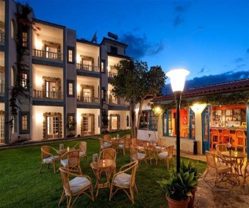 Fan Apartments