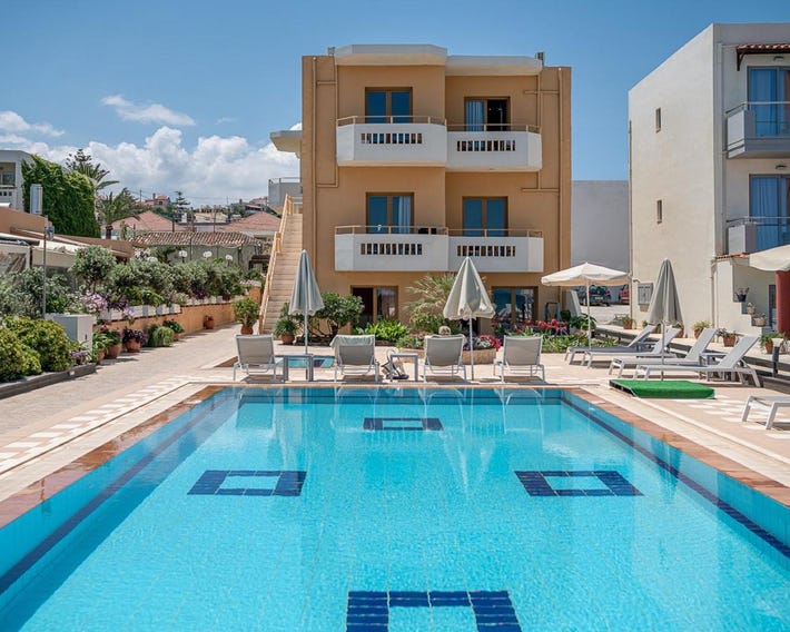 Esperides Beach Hotel Apartments