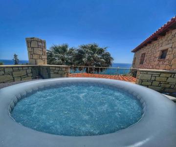 Elouthia Residence with Sea View and Hot Tub