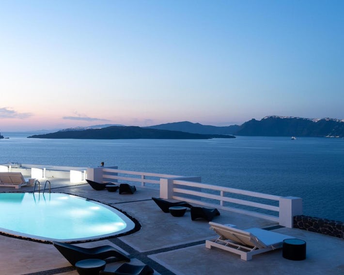 Avant Garde Suites