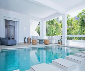 Almyra Seaside Luxury Suites