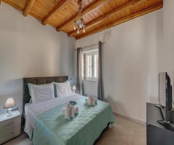 TAKIS GUESTHOUSE-Orneda-HERMOUPOLIS