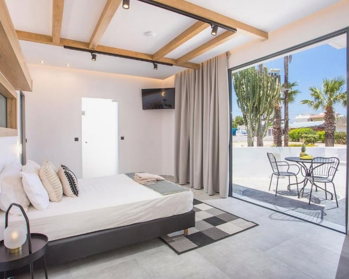 Cactus Suites