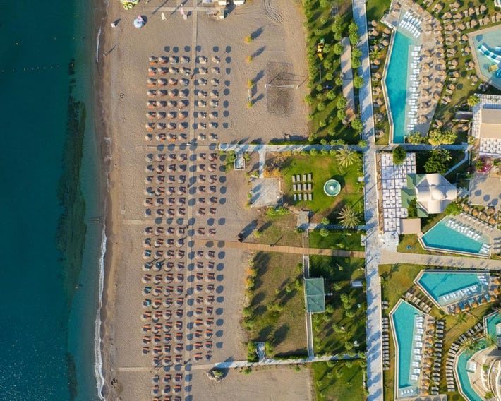 Pegasos Deluxe Beach Hotel