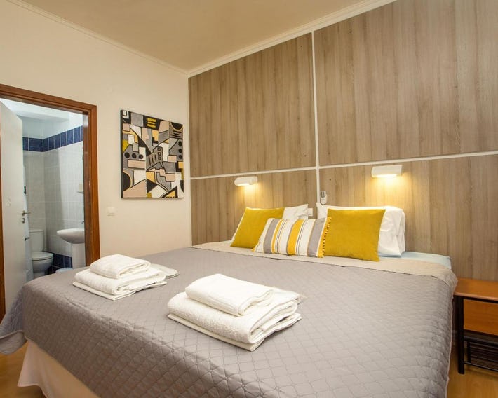 Rea Hotel