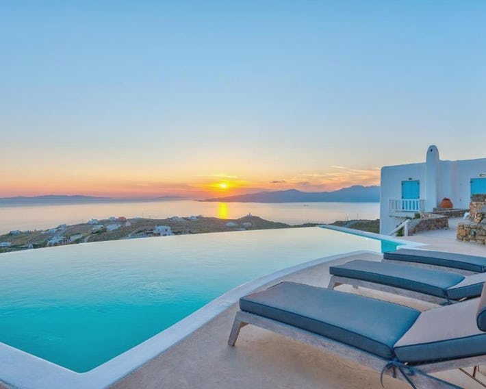 Mermaid Luxury Villas - Aquata Private pool