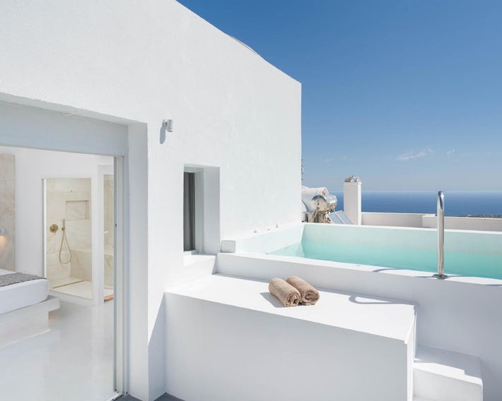 Cycladic Suites & Spa