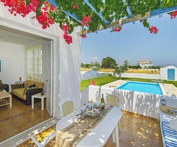 White Houses Villas