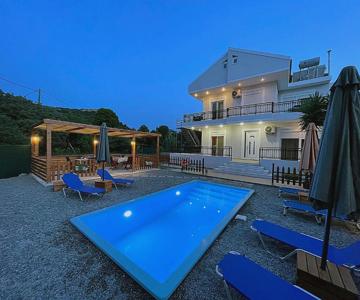 Filippos Green Villa