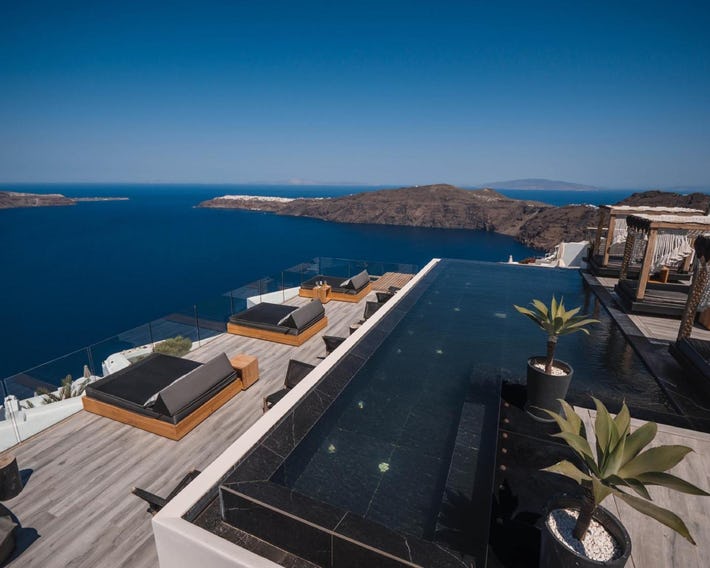 Galaxy Suites & Villas