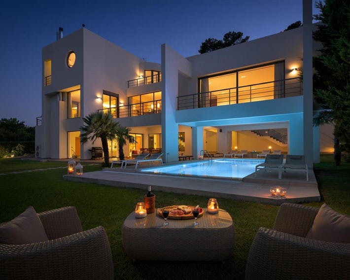 Ixian Hilltop Villa