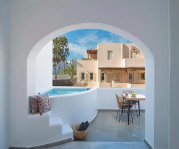 Dolce Suites