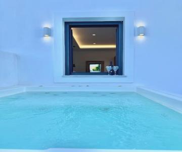 Nostos Suites Kamari