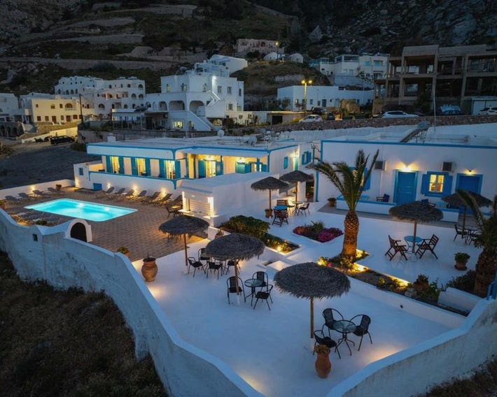 Ancient Thera Apartments